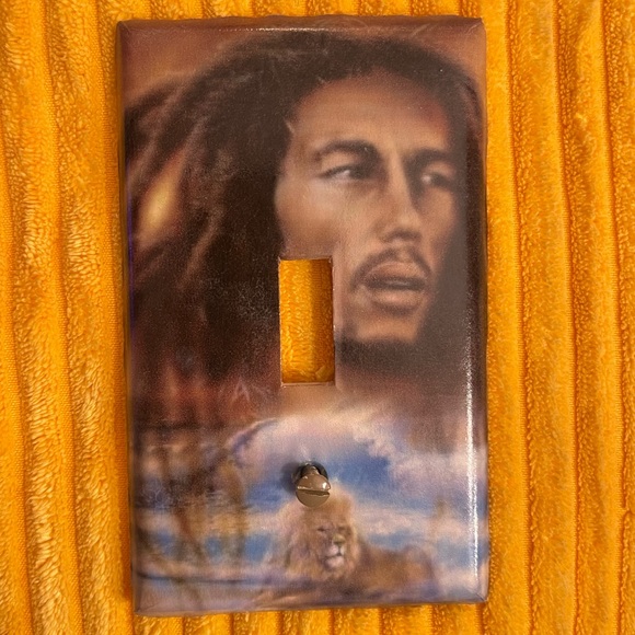 Bob Marley light switch cover plate - Picture 2 of 3